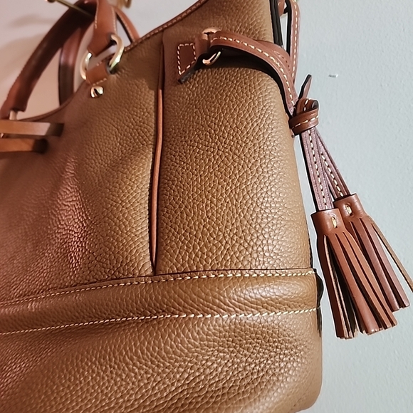 Dooney & Bourke Florentine Buckley Brown Leather Handbag - Picture 4 of 12